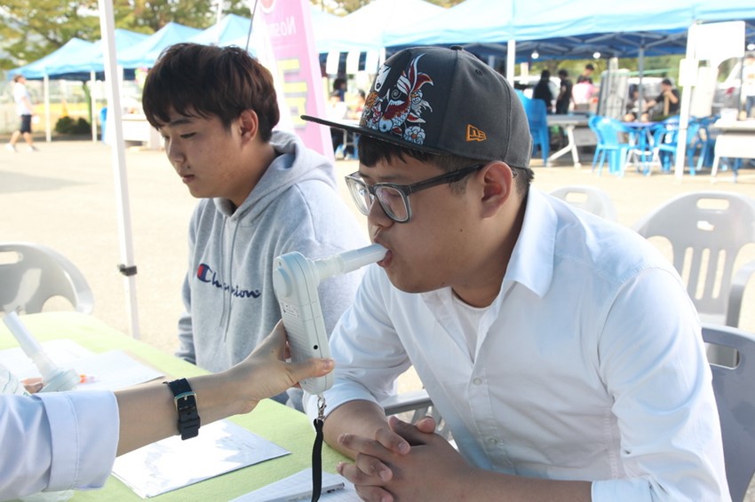 2.금연 체험부스 및 프로그램 운영